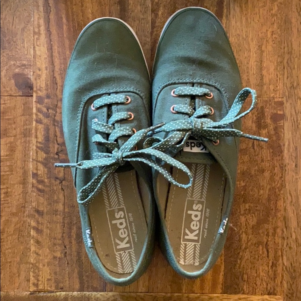 Green Keds Size 6